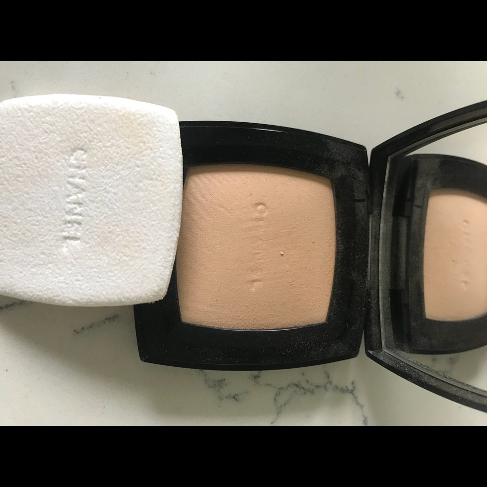 CHANEL Pressed Powder
